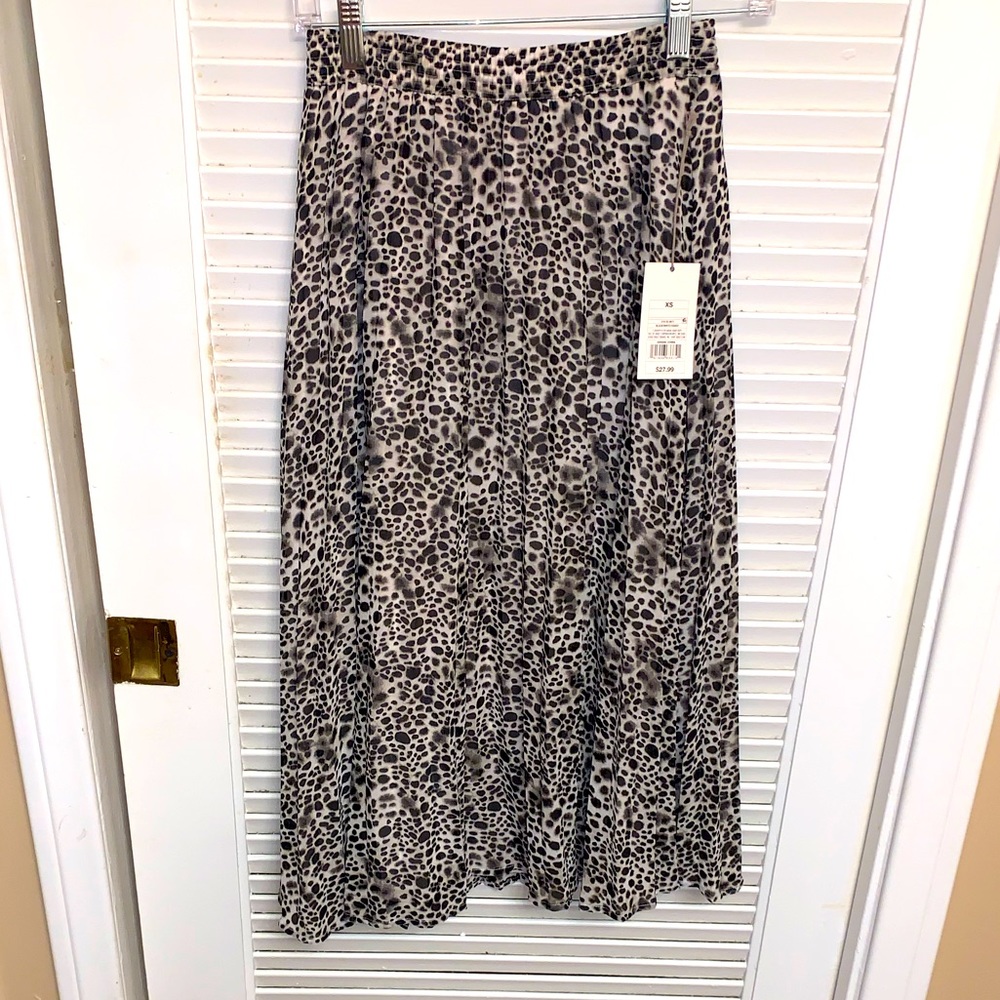 ✨3 for $30✨ High Rise Maxi Leopard Print Skirt
